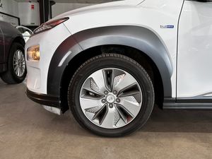 Hyundai Kona Eléctrico 100 kW (136 CV) Tecno 39 kWh - Foto 24