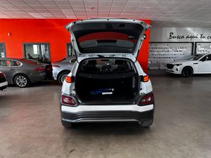 Hyundai Kona Eléctrico 100 kW (136 CV) Tecno 39 kWh - Foto 8