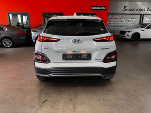 Hyundai Kona Eléctrico 100 kW (136 CV) Tecno 39 kWh - Foto 7