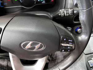 Hyundai Kona Eléctrico 100 kW (136 CV) Tecno 39 kWh - Foto 16