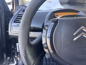 Citroën C4 Coupé HDi 92 Collection - Foto 11