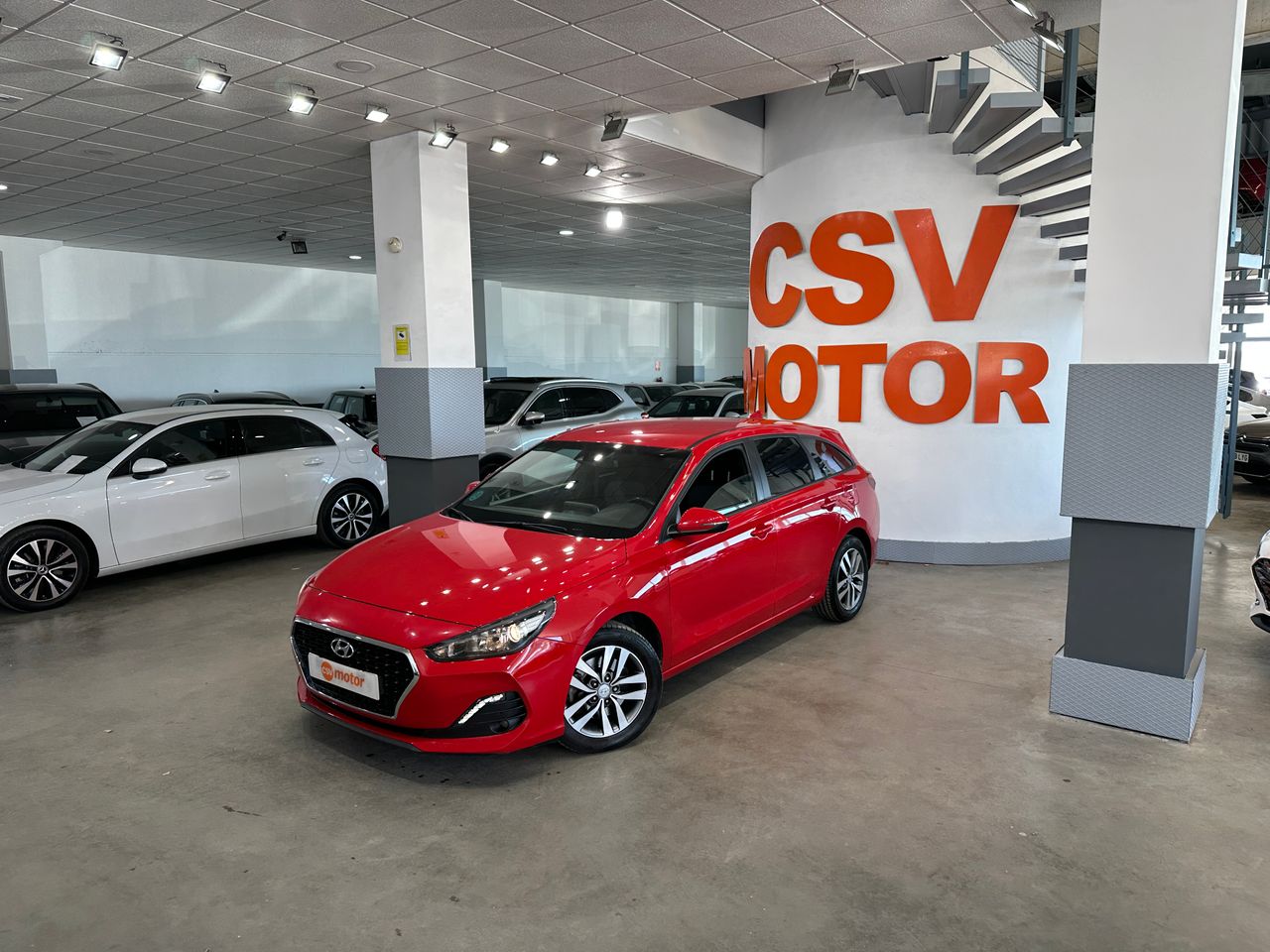 Hyundai i30 1,6 CRDI 116CV FAMILIAR - Foto 1