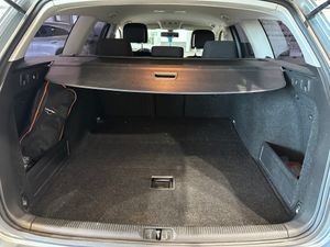 Volkswagen Passat Variant Advance 2.0 TDI 140 CV BlueMotion Technology ES EL MODELO VARIANT 2.0 Tdi Business - Foto 8