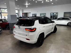 Jeep Compass 1.3PHEV 240CV 4XE S - Foto 5