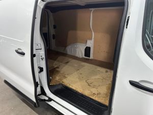 Toyota Proace 2.0D 140CV DYNAMIC - Foto 9