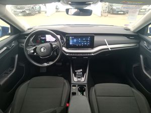 Skoda Octavia 1.4TSI 204CV BUSINESS DSG6e - Foto 3