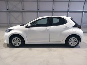 Toyota Yaris 120H 116CV ACTIVE - Foto 4