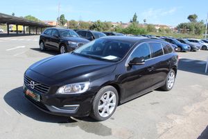 Volvo V60 D2 Momentum Aut. - Foto 2