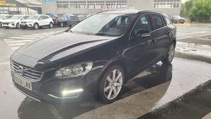 Volvo V60 D2 Momentum Aut. - Foto 2