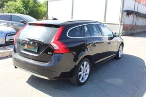 Volvo V60 D2 Momentum Aut. - Foto 6
