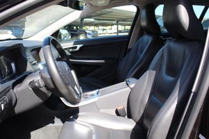 Volvo V60 D2 Momentum Aut. - Foto 9