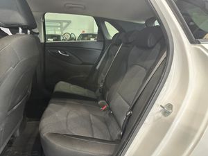 Hyundai i30 1.0-TGDI 120CV CREATIVE - Foto 9