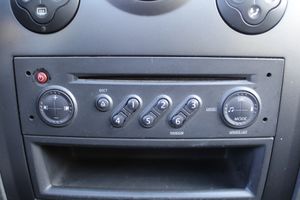 Renault Megane II Familiar 1.6 i 111 cv - Foto 18