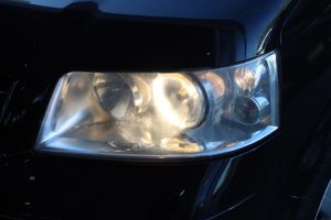 Volkswagen Multivan 2.5 TDI 130CV - Foto 24