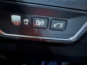 Lynk & Co 01 1.5PHEV 260CV 3.3KW - Foto 17