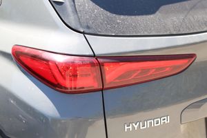 Hyundai Kona Eléctrico 100 kW (136 CV) Tecno 39 kWh - Foto 24