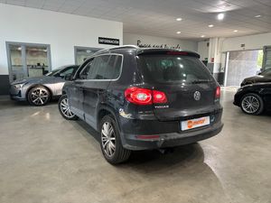 Volkswagen Tiguan +Motion 2.0 TDI 140 CV 4Motion DSG - Foto 5