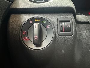 Volkswagen Tiguan +Motion 2.0 TDI 140 CV 4Motion DSG - Foto 16