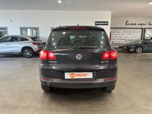 Volkswagen Tiguan +Motion 2.0 TDI 140 CV 4Motion DSG - Foto 7