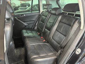 Volkswagen Tiguan +Motion 2.0 TDI 140 CV 4Motion DSG - Foto 9