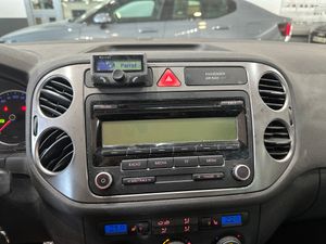 Volkswagen Tiguan +Motion 2.0 TDI 140 CV 4Motion DSG - Foto 17