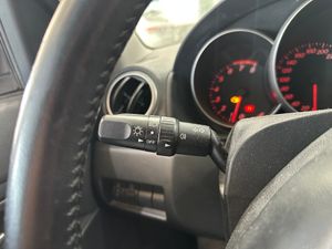 Mazda 3 Active 1.6 VVT 105cv 5p - Foto 15