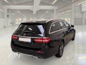 Mercedes Clase E 2.0E300DE EQ-POWER 4MATIC 306CV PREMIUM FAMILIAR - Foto 3