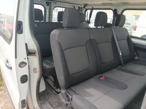 Renault Trafic Combi 9 Energy Blue dCi 107 kW (145 CV) - Foto 4