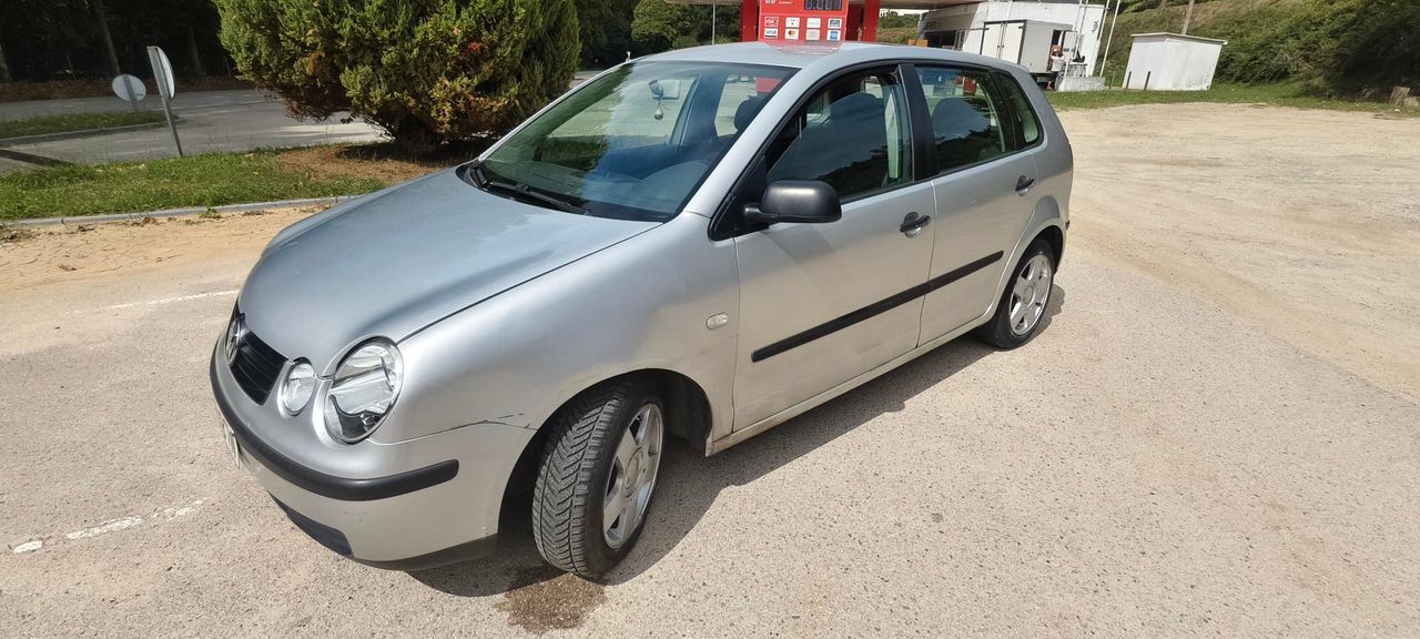 Volkswagen Polo 1.2 Gasolina   - Foto 1
