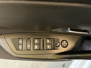 Peugeot 308 5P Active Pack BlueHDi 130 S&S EAT8 - Foto 17