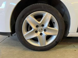 Renault Megane Sport Tourer Bose Energy dCi 110 S&S - Foto 23