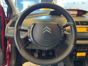 Citroën C4 1.6 HDi 90 Cool - Foto 12