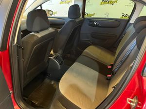 Citroën C4 1.6 HDi 90 Cool - Foto 10