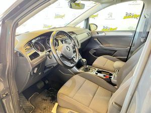 Volkswagen Touran Advance 2.0 TDI 110kW (150CV) DSG - Foto 11