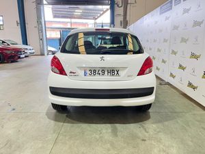 Peugeot 207 ACTIVE 1.6 HDI 92 FAP - Foto 5