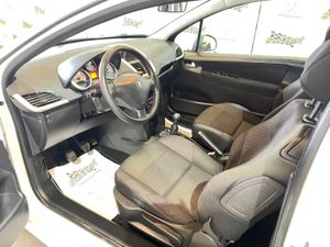 Peugeot 207 ACTIVE 1.6 HDI 92 FAP - Foto 9