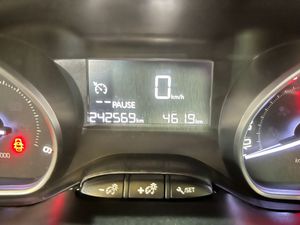 Peugeot 208 5P STYLE 1.6 BlueHDi 55KW (75CV) - Foto 23