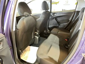 Peugeot 208 5P STYLE 1.6 BlueHDi 55KW (75CV) - Foto 11