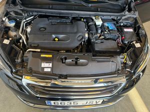 Peugeot 308 5p Allure 2.0 BlueHDi 150 SE PUEDE VER Y PROBAR EN SENRA SPORT (PEUGEOT) DUMBRIA - Foto 14
