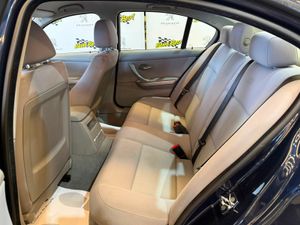 BMW Serie 3 318d - Foto 10