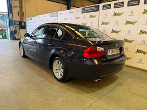 BMW Serie 3 318d - Foto 6