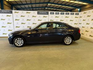 BMW Serie 3 318d - Foto 3