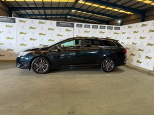 Toyota Avensis 2.0 150D BUSINESS ADVANCE TS - Foto 3