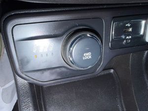 Jeep Renegade 2.0Mjet Night Eagle II 4x4 103kW AD - Foto 18