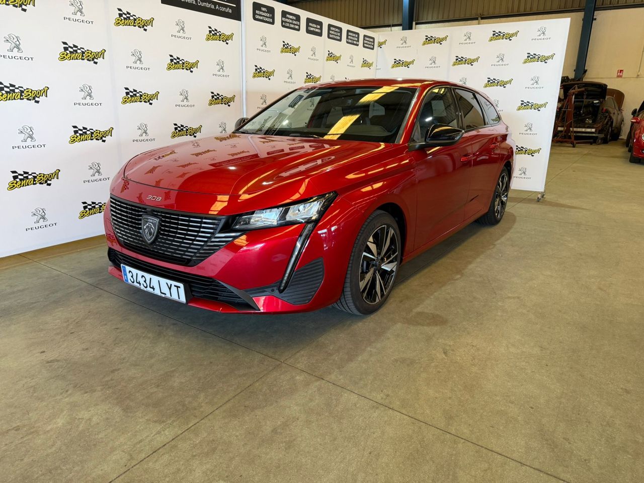 Peugeot 308 SW Allure BlueHDi 130 S&S EAT8 - Foto 1