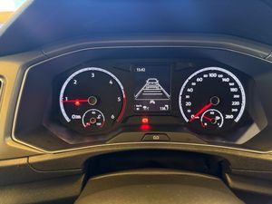 Volkswagen T-Roc Advance 2.0 TDI 85kW (115CV) - Foto 20
