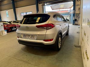 Hyundai Tucson 1.7 CRDi 85kW (115CV) BDrive Essence 4x2 - Foto 7