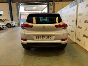 Hyundai Tucson 1.7 CRDi 85kW (115CV) BDrive Essence 4x2 - Foto 4