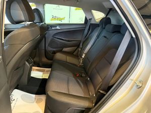 Hyundai Tucson 1.7 CRDi 85kW (115CV) BDrive Essence 4x2 - Foto 10