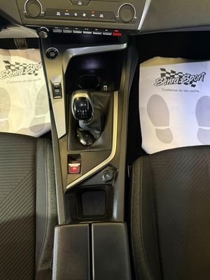 Peugeot 308 5P Active Pack BlueHDi 130 S&S MAN - Foto 12